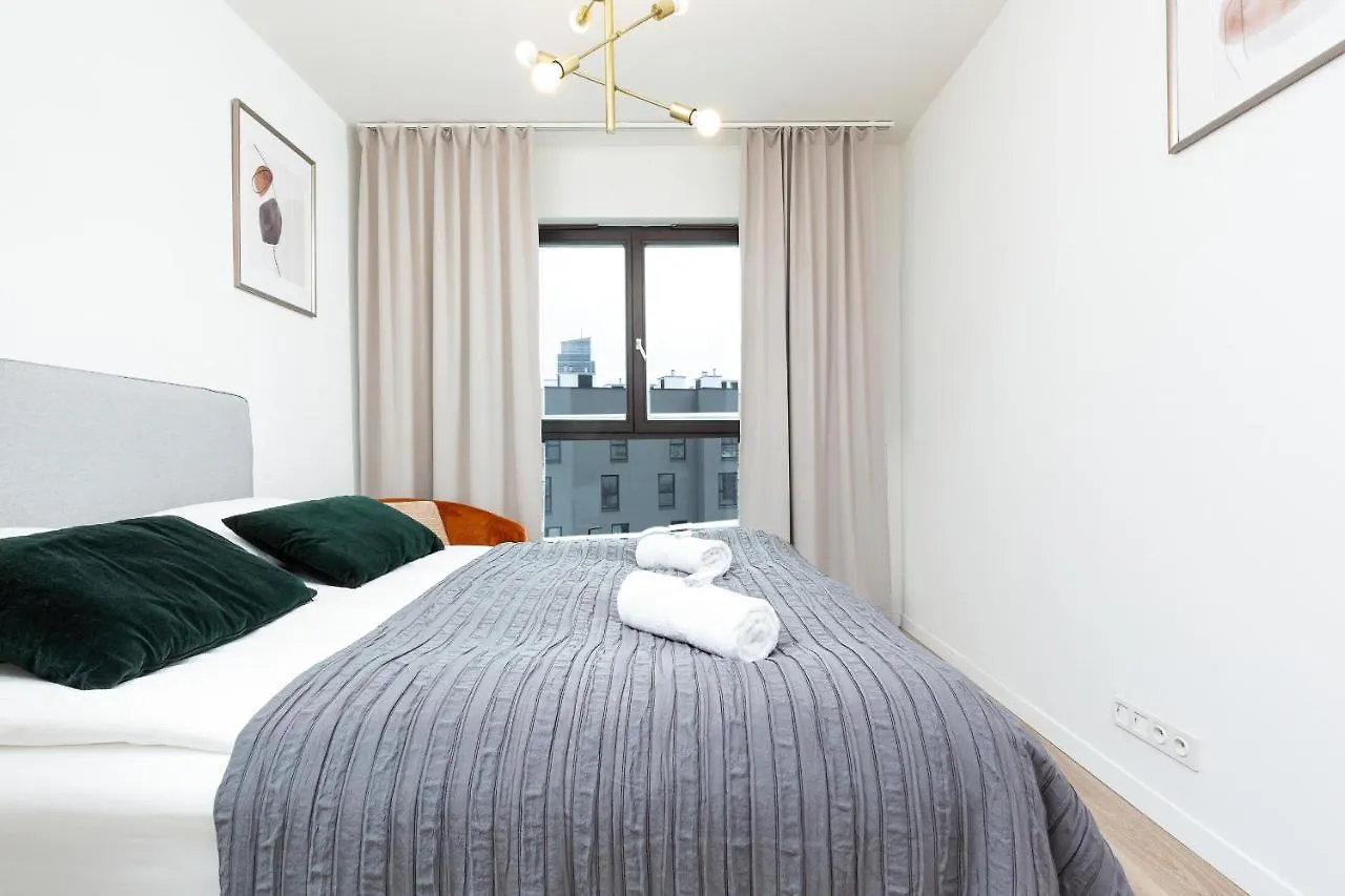 Metro Plocka Exquisite Apartments By Noclegi Renters Warsaw