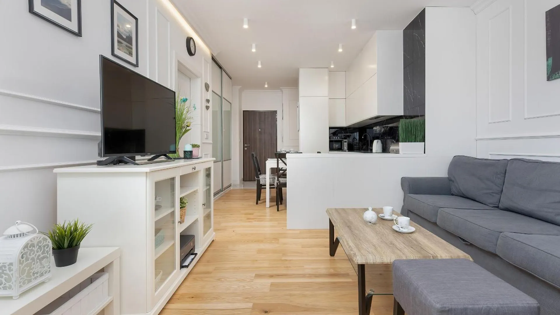 Metro Plocka Exquisite Apartments By Noclegi Renters Warsaw 0*,