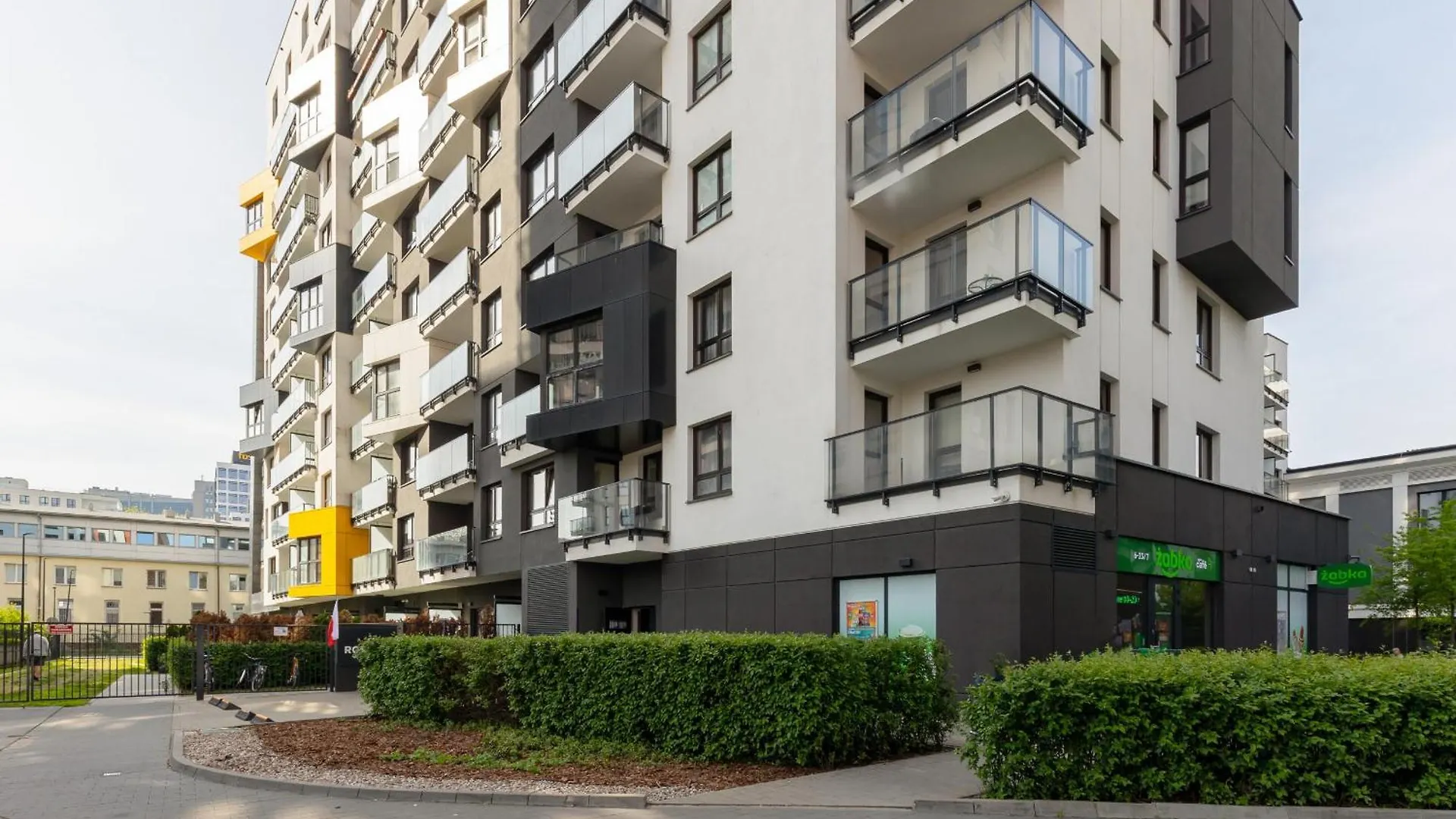 Metro Plocka Exquisite Apartments By Noclegi Renters Warsaw